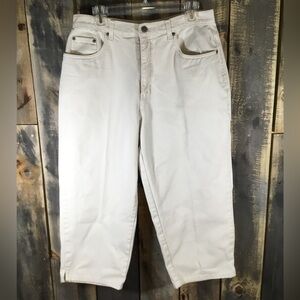 Halston Jeanswear white denim cropped capri jeans womens size 14